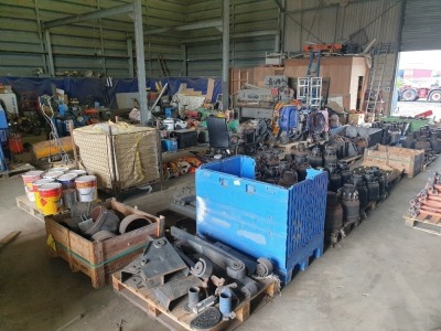 Prees - Attachments / Buckets / Garage & Yard Equipment Timed Auction
