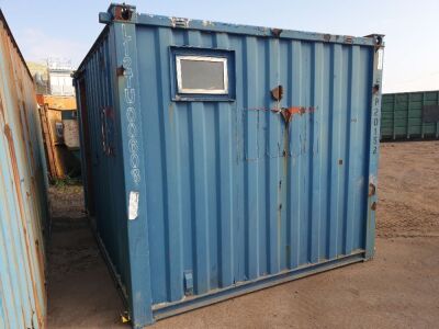 12x9 Toilet Block