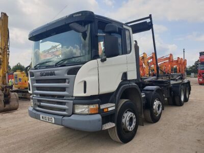 2010 Scania P340 8x4 Hookloader - 2