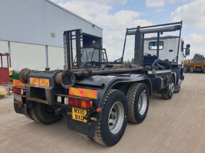 2010 Scania P340 8x4 Hookloader - 4