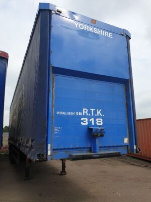 2004 Fruehauf Triaxle Curtainside Trailer - 4