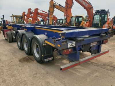 2018 Dennison Triaxle Sliding Skeletal Trailer