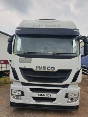 2016 Iveco Stralis 460 E6  6x2 Mid Lift Tractor Unit - 5