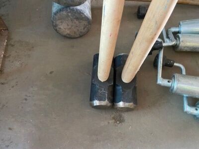 2x Large Sledge Hammers
