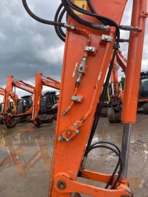 2017 Hitachi ZX85USB-5 Excavator - 14