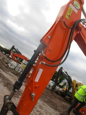 2017 Doosan DX140LC-5 Excavator - 14