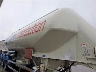 2009 Feldbinder 43m³ 3 Pot Belly Triaxle Tanker Trailer - 3