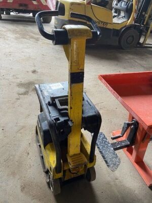 Wacker Forward and Reverse Vibration Plate - 3