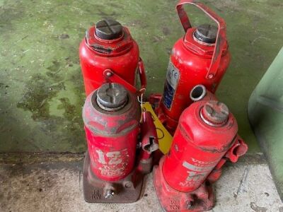 4x Hydraulic Jacks - 2