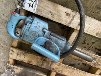1" Drive Pneumatic Wrench