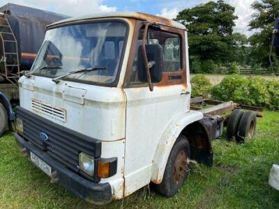 Ford D Series Chassis Cab - 2