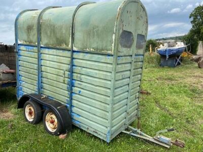 Tandem Axle Horse Box Trailer