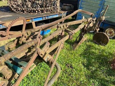 Ransomes 3 Furrow Trail Plough - 3