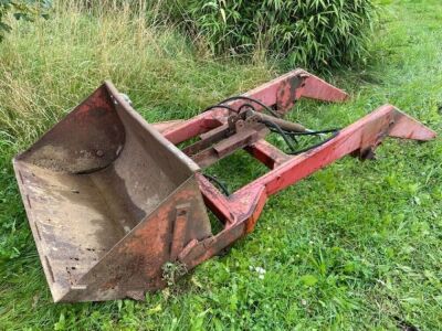 Front Loader Arm and Bucket 