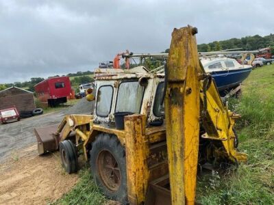 JCB 3C Backhoe - 5