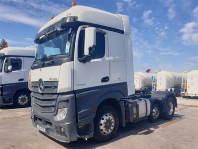 2016 MERCEDES Actros 2448 6x2 Mini Midlift Tractor Unit