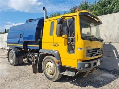 2002 Volvo FL180 4x2 Johnston Body Sweeper