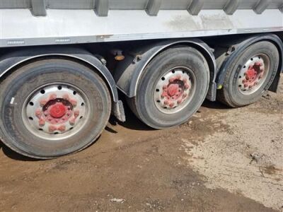 2014 Fruehauf Triaxle Alloy Body Tipping Trailer - 5