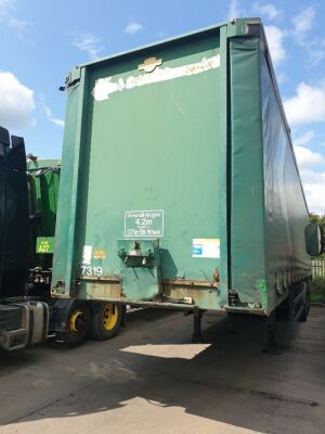 2003 M&G Triaxle Curtainside Trailer