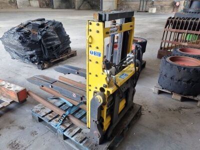 2013 Euro Clamp K21CSI Forklift Attachment Side Shift - 4