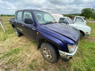 2001 Toyota Hilux 24TD DC Pickup - 3