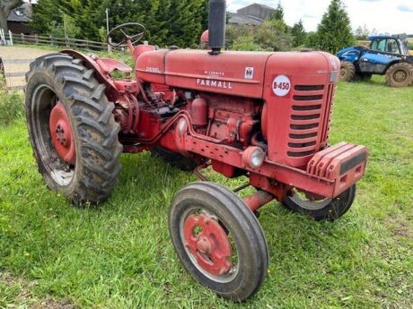 McCormick International B450 Tractor