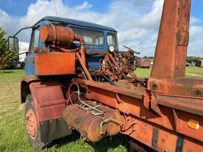 1972 Ford D Series 6x4 Hook Loader - 3