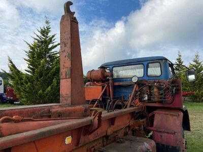 1972 Ford D Series 6x4 Hook Loader - 4