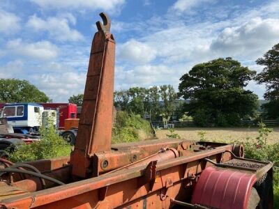 1972 Ford D Series 6x4 Hook Loader - 7