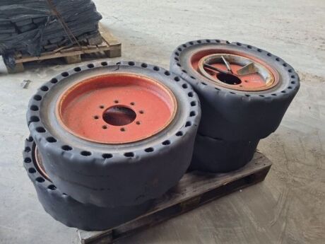 4x Skid Steer Rims + Solid Tyres