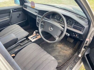 1988 Mercedes 190D 2.5 Diesel Saloon - 4