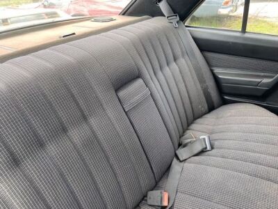 1988 Mercedes 190D 2.5 Diesel Saloon - 6