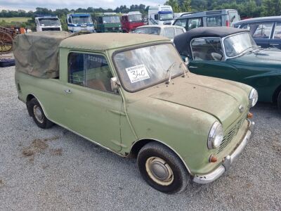 1962 Austin Mini Pickup Truck - 3
