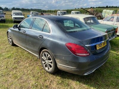 Mercedes Diesel Saloon - 4