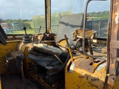 International 100B Drott - 10