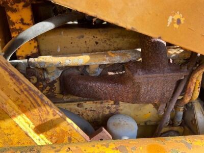 International 100B Drott - 12