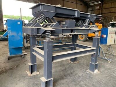 Kinergy Corp Vibrating Feeder Deck - 3