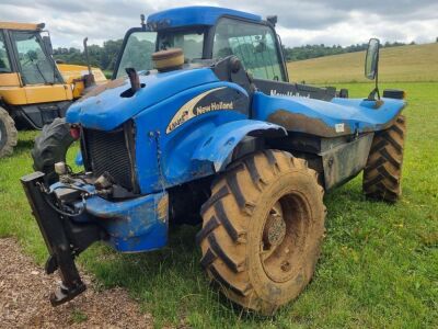 2004 New Holland LM415A Telehandler - 7