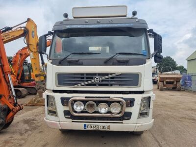 2008 Volvo FM 8x4 Tipping Jet Vac Rigid - 2