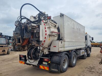 2008 Volvo FM 8x4 Tipping Jet Vac Rigid - 4