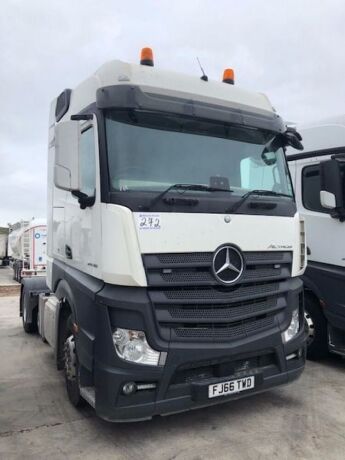 2016 MERCEDES Actros 2448 6x2 Mini Midlift Tractor Unit