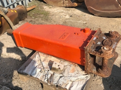 E204 Hydraulic Breaker - 2