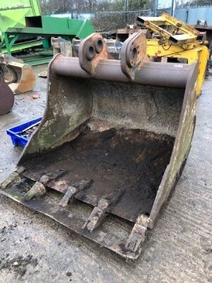 5ft Case Digging Bucket 85mm Pins 