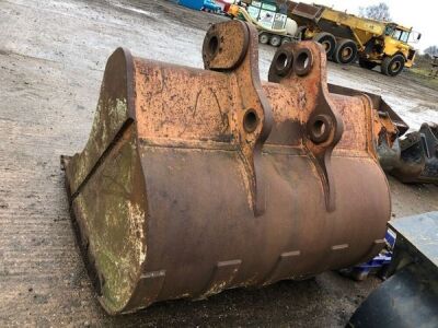 5ft Case Digging Bucket 85mm Pins  - 3