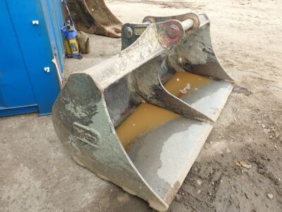 6ft Hill Ditching Bucket - 65mm Pins  - 4