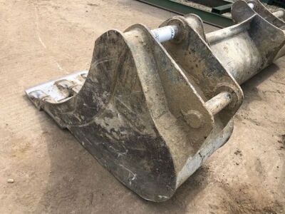 2ft Digging Bucket 65mm pins - 3