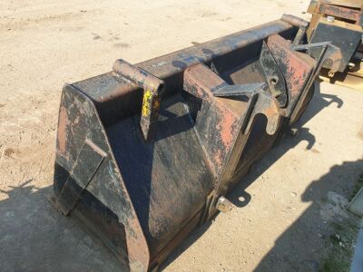 7ft Telehandler Bucket  - 4