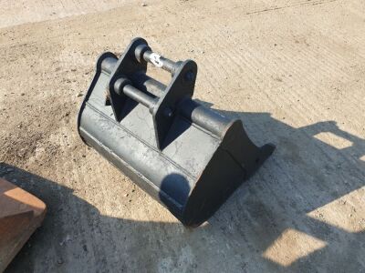 2ft Digging Buucket 35mm Pins  - 3