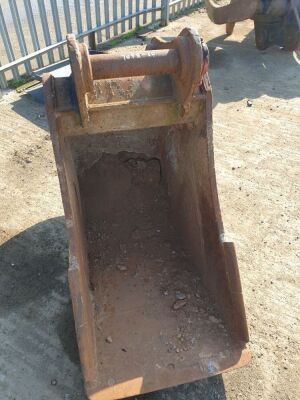 2ft Digging Bucket 60mm Pins  - 2