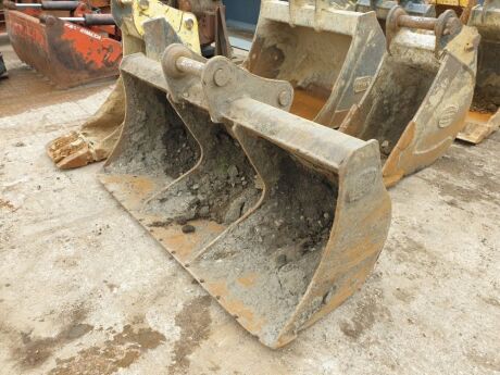 6ft Ditching Bucket 65mm Pins 